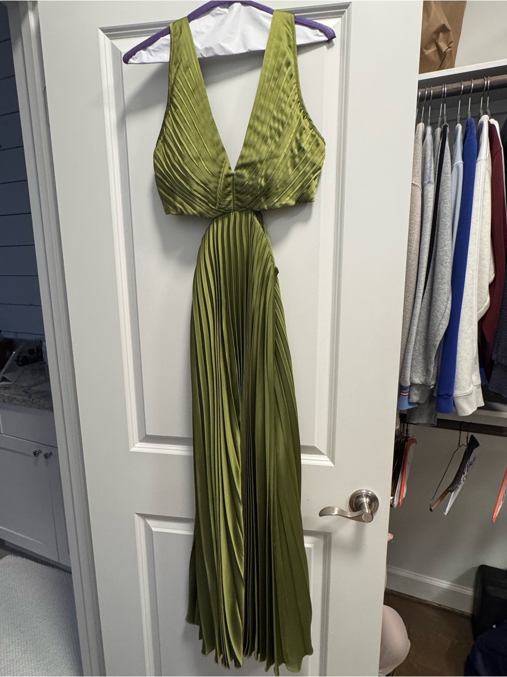 Abercrombie & Fitch Olive Green Pleated Backless Maxi Dress